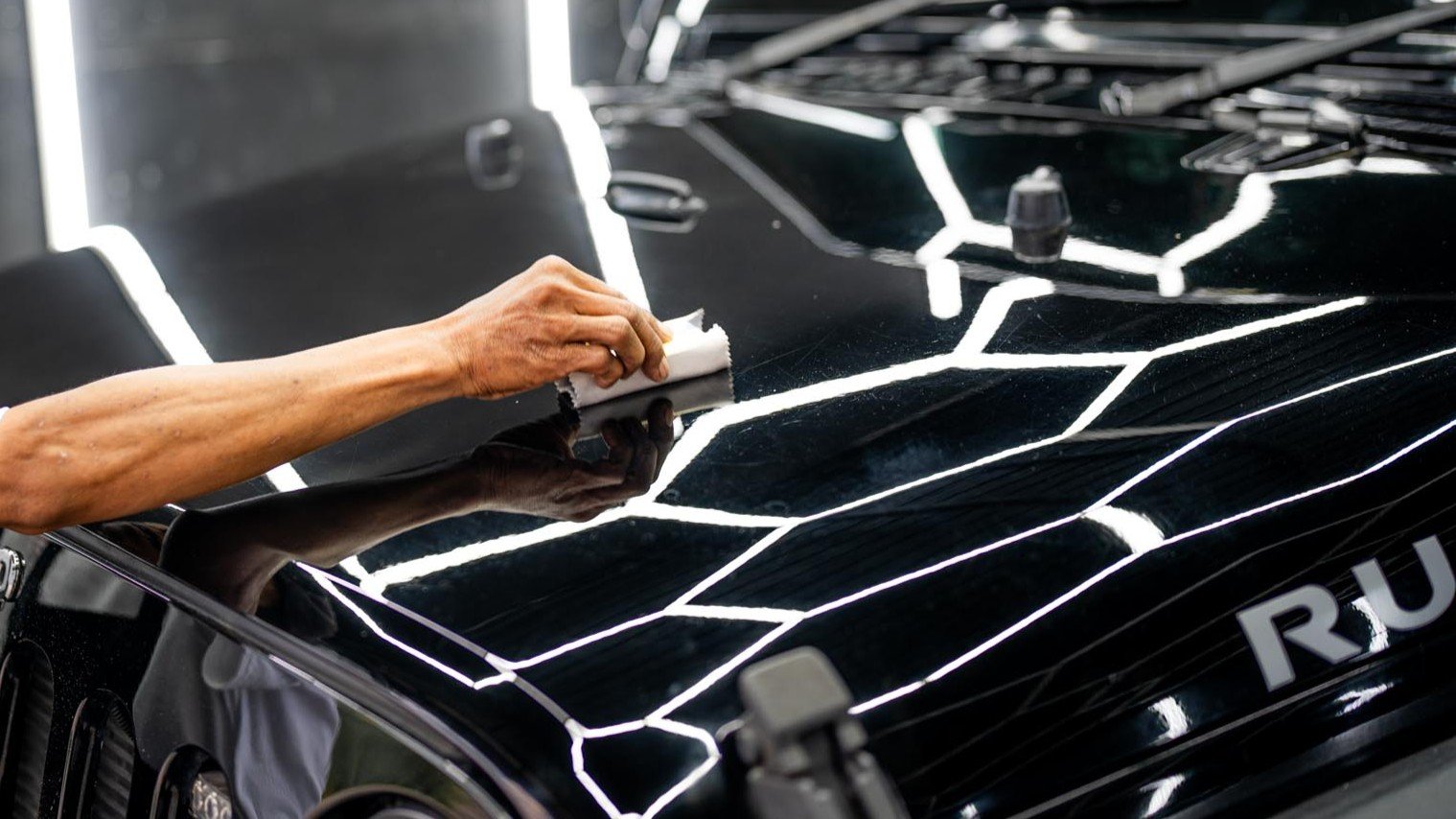 Layanan cuci dan detailing lainnya